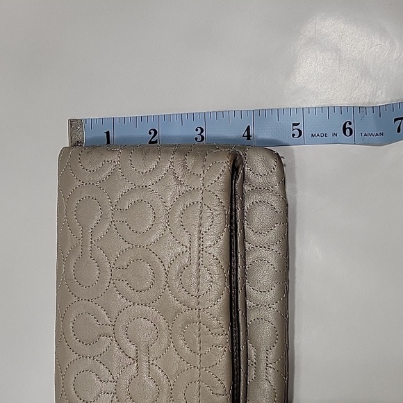 Coach Clutch / Wristlet.  Metallic Taupe Color with Silver Hardware, EUC - Picture 8 of 12